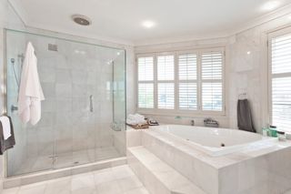 Beautiful modern bathroom - Home remodeling in Virginia Beach, VA