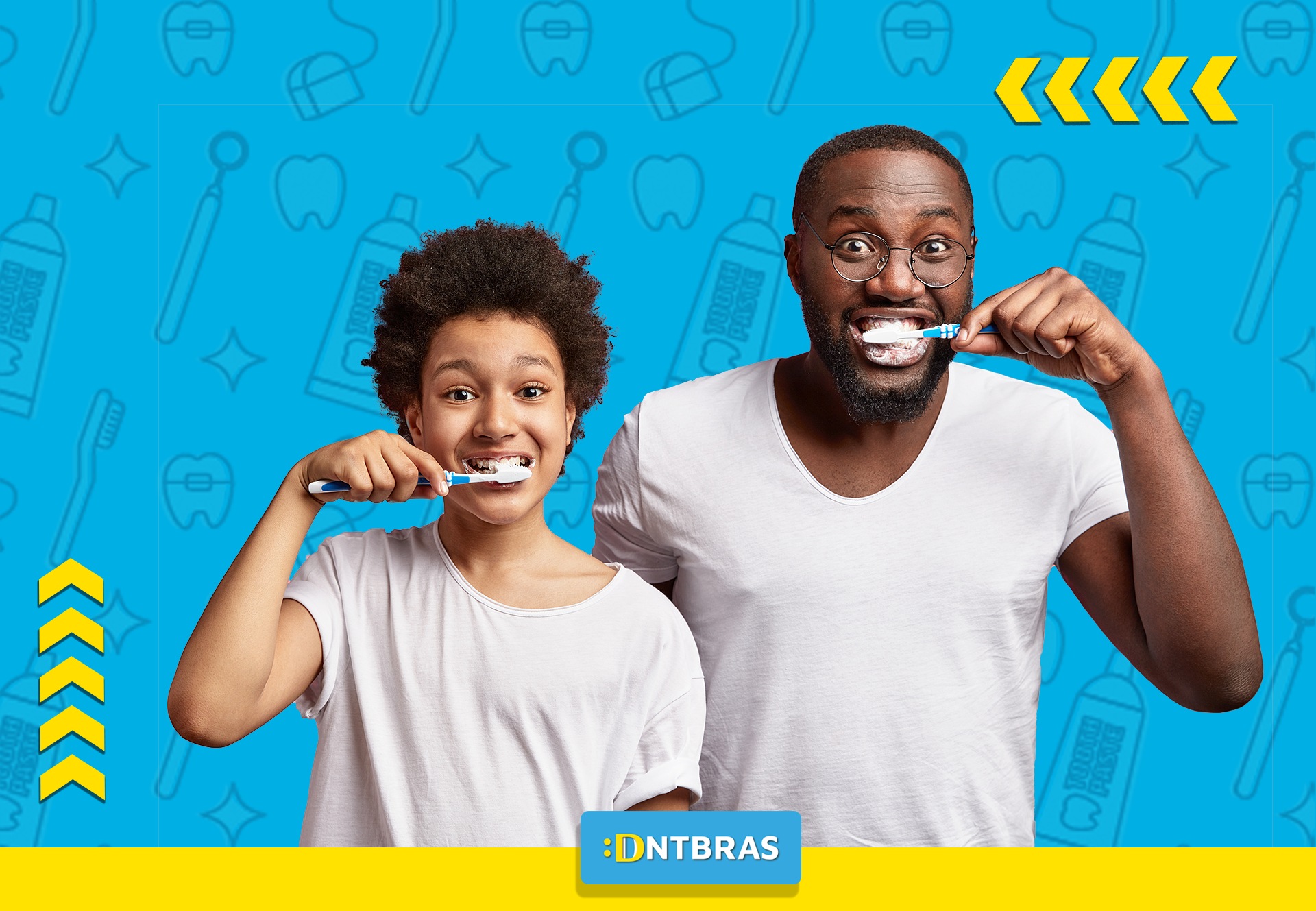 um homem e um menino estão escovando os dentes juntos.