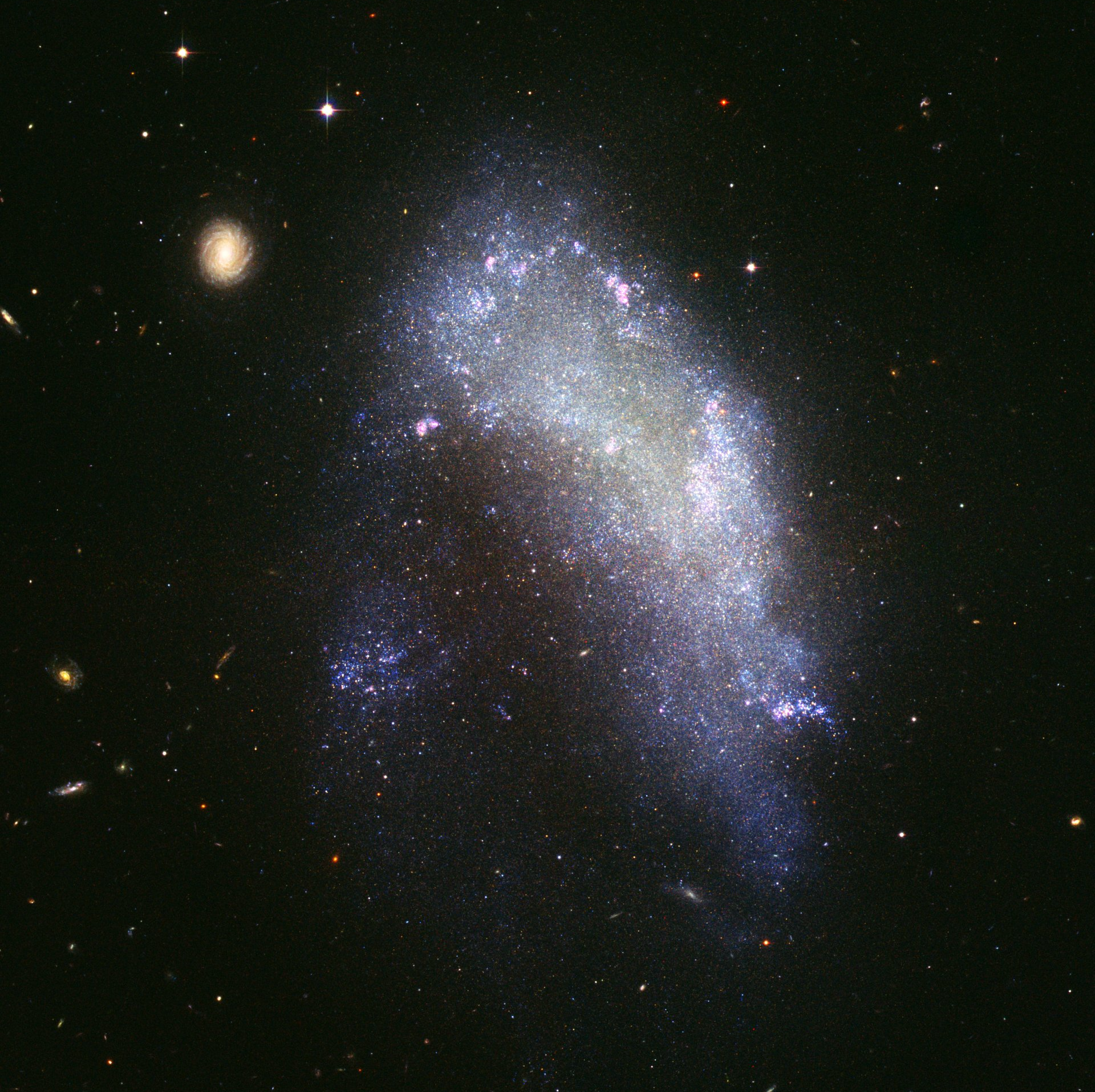 Photograph of the NGC 1427A galaxy captured by the hubble telescope