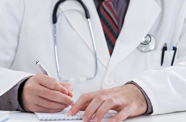 DR. BENJAMÍN ARIAS PESQUERA