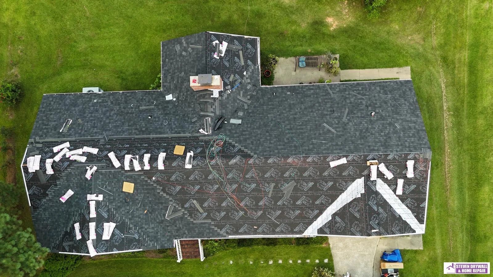 steven-drywall-and-home-repair-home-roof-with-exterior