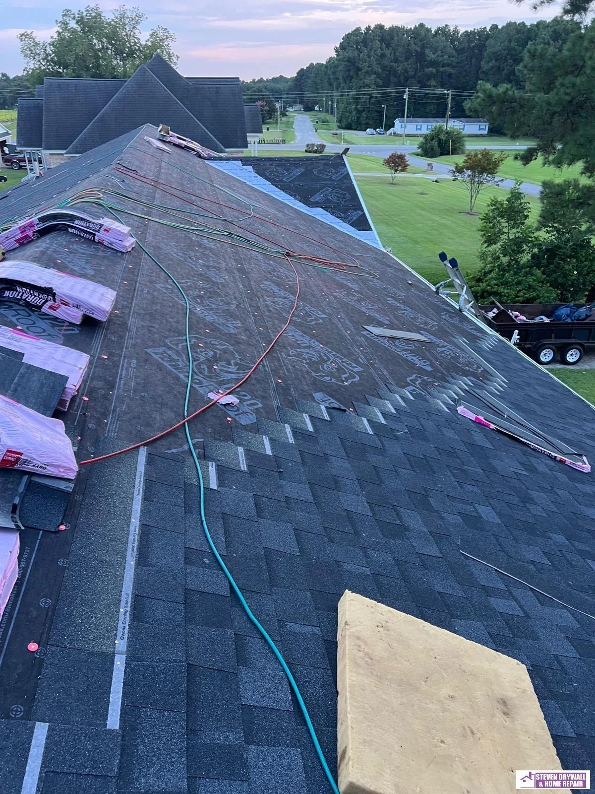 steven-drywall-and-home-repair-man-fiiting-the-home-roof