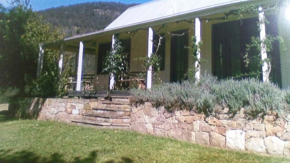 Residential Retaining Wall — Wallaroo Landscapes In Nowra, NSW