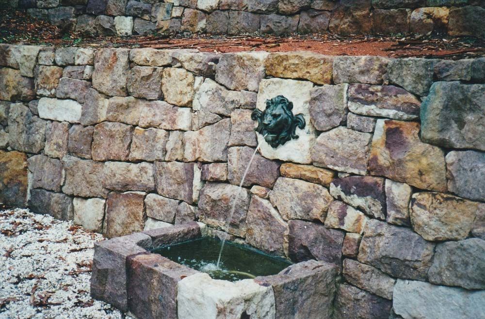 Gardener in Nowra Wallaroo Landscapes