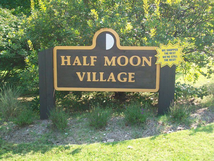 Half Moon Apartments and Townhomes