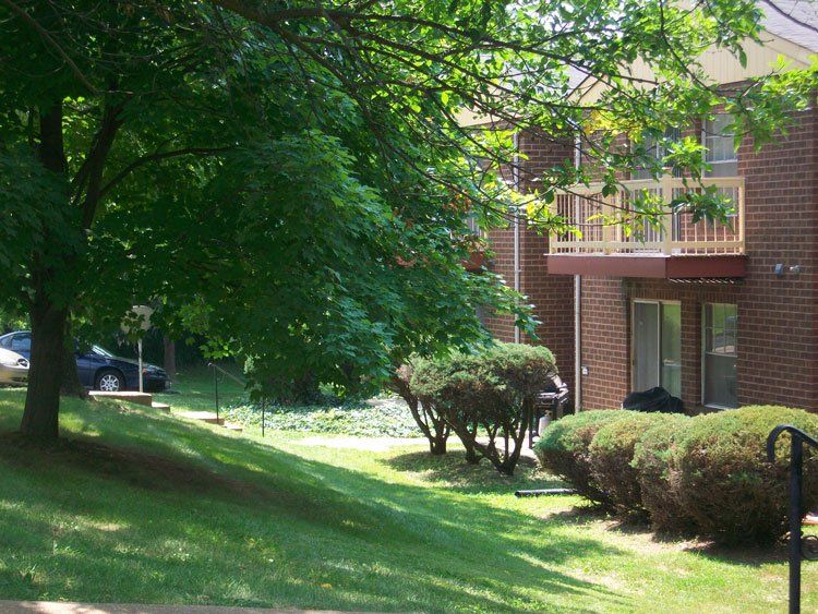 Half Moon Apartments and Townhomes