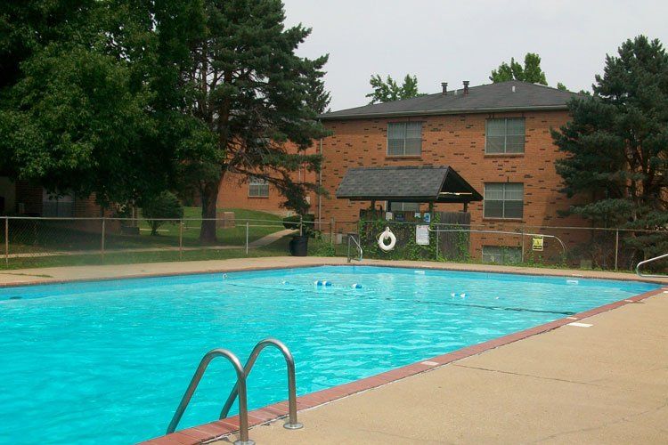 Half Moon Apartments and Townhomes