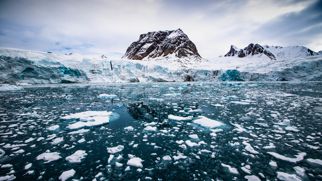 Exploring Svalbard’s Arctic Wilderness