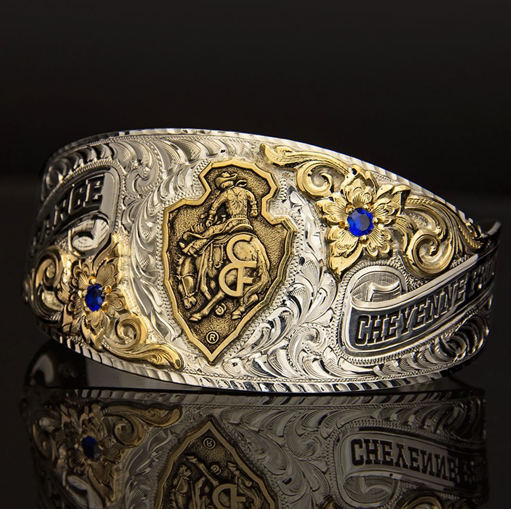 Other Awards & Accessories, knives, crowns, jewelry, money clips, medallions, conchos, spurs, keychains, keyfobs