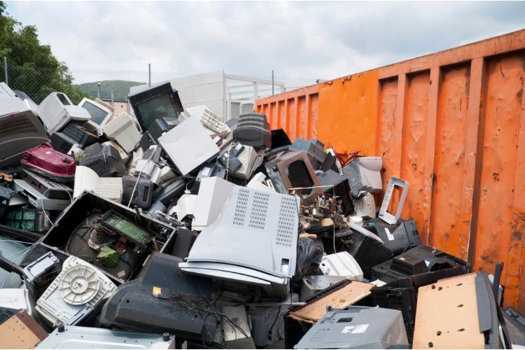 Commercial Waste Landscape