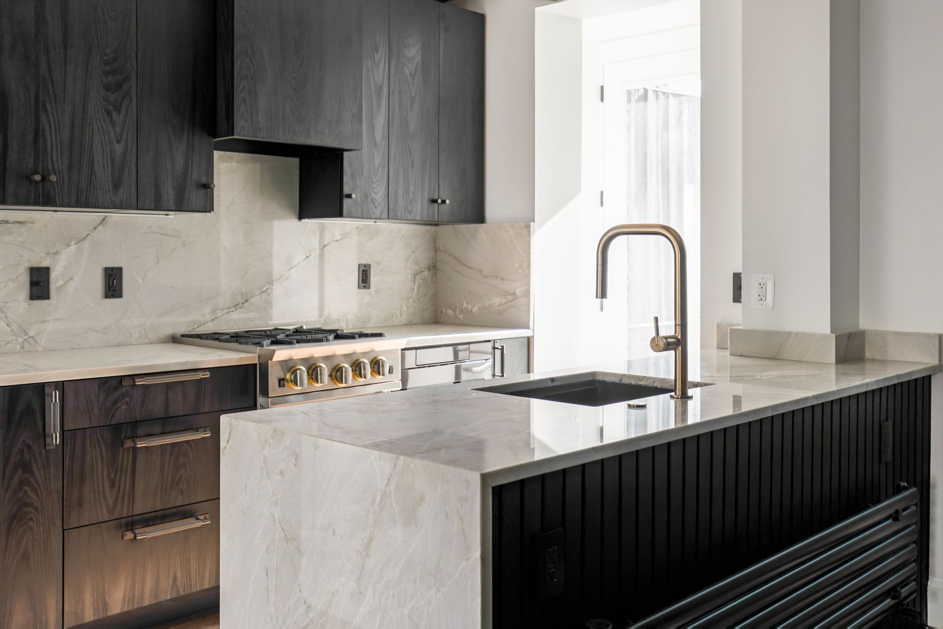 Bianco Superior Quartzite Countertops by Daltile