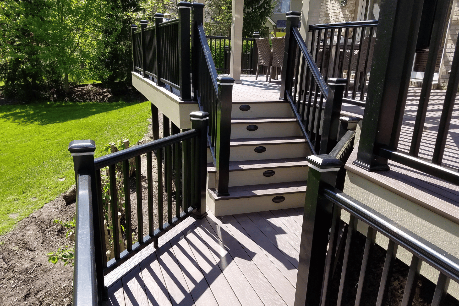 multi-level designers and builders photo - duval deck experts