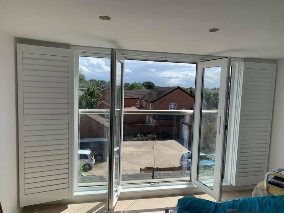 Berkshire tracked plantation shutters