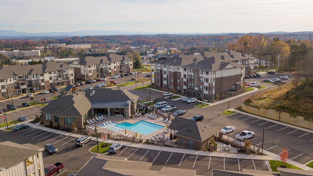 Overlook at Farragut Apartment Homes