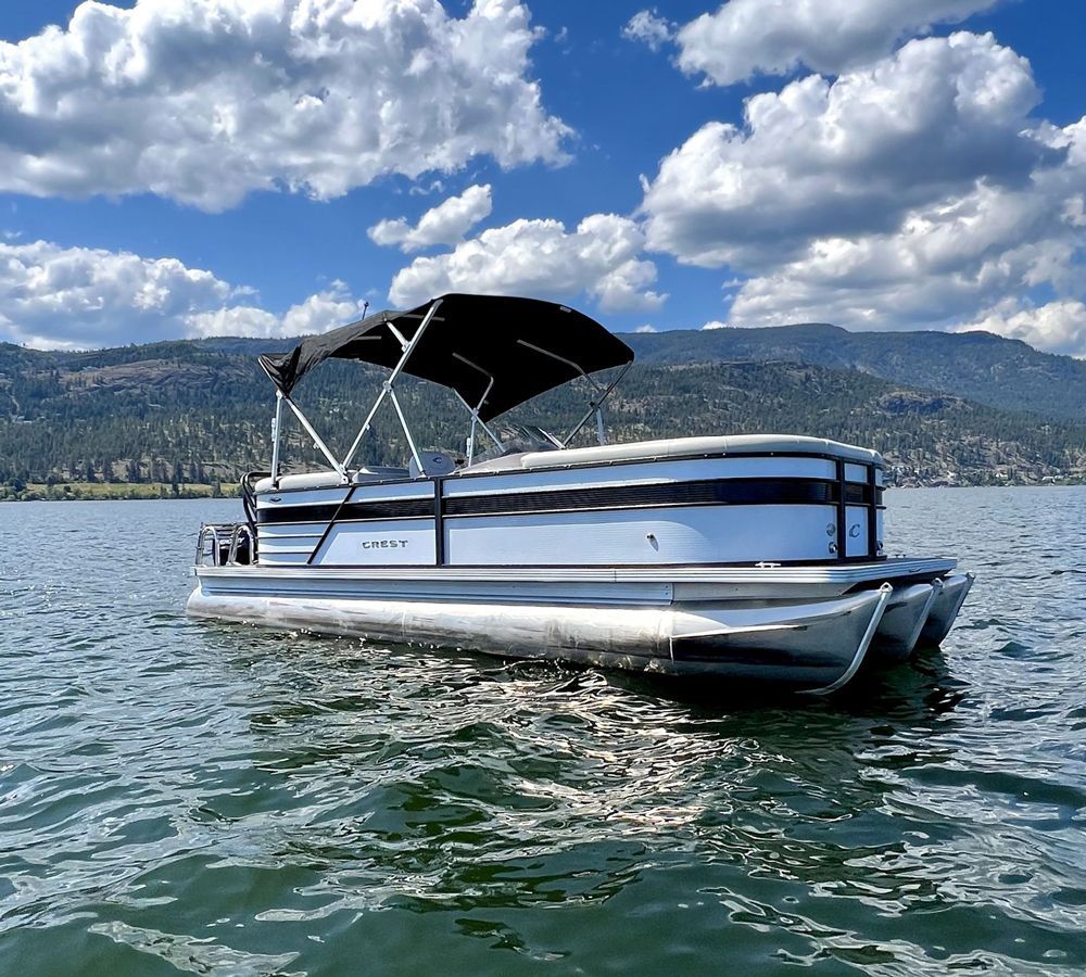 pontoon boat