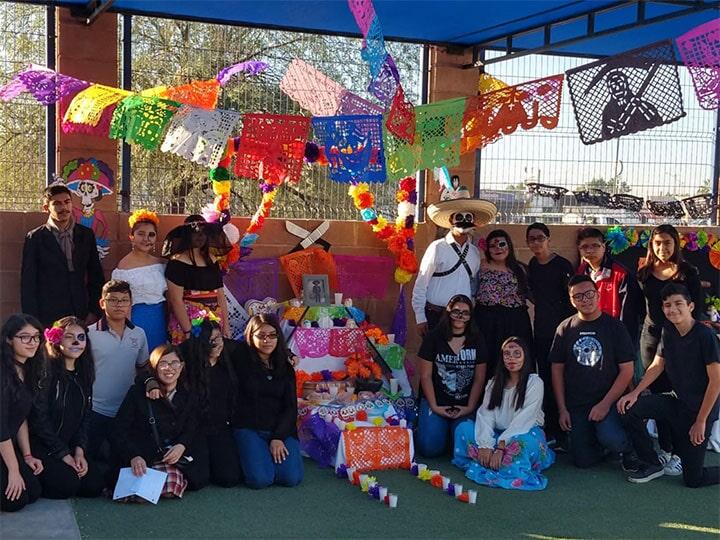 COLEGIO IZCALLI - Arte y deporte