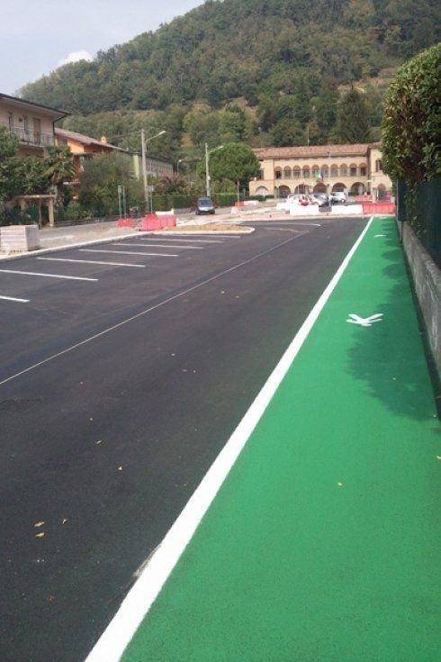 Segnaletica orizzontale su strada