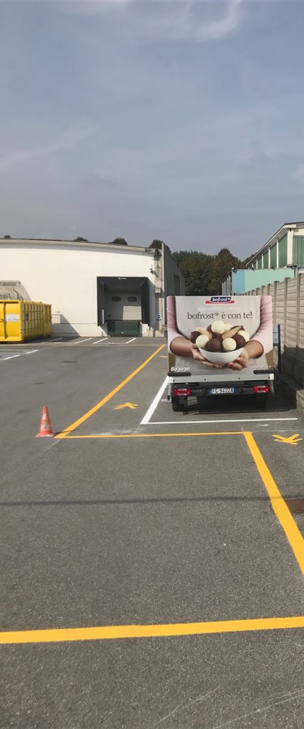 Creazione di segnaletica orizzontale in vernice