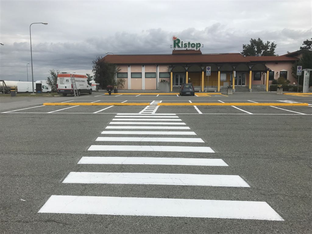 Creazione di strisce pedonali