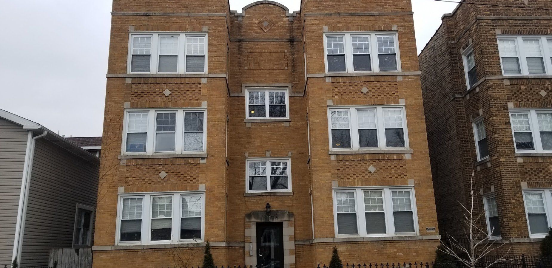 4944-46 N. Christiana