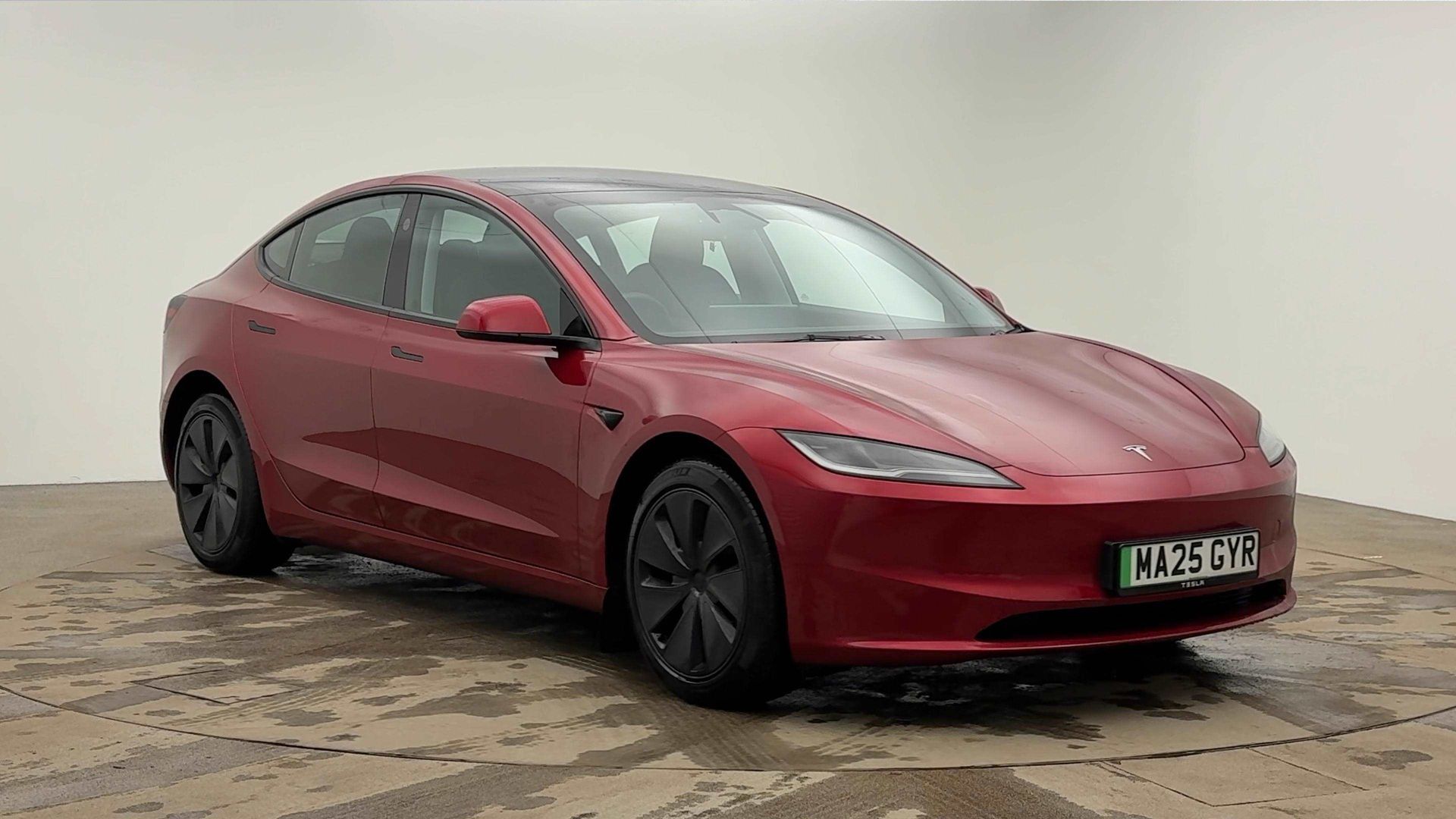 Tesla Model 3 MA25GYR