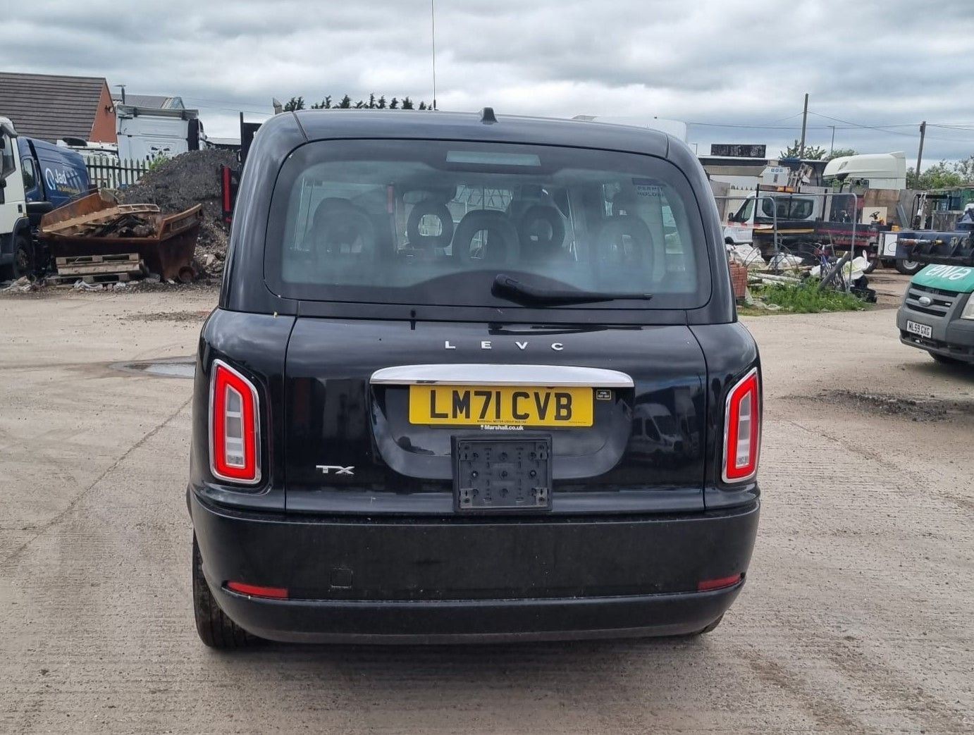 LEVC TX Vista Comfort Plus 2021