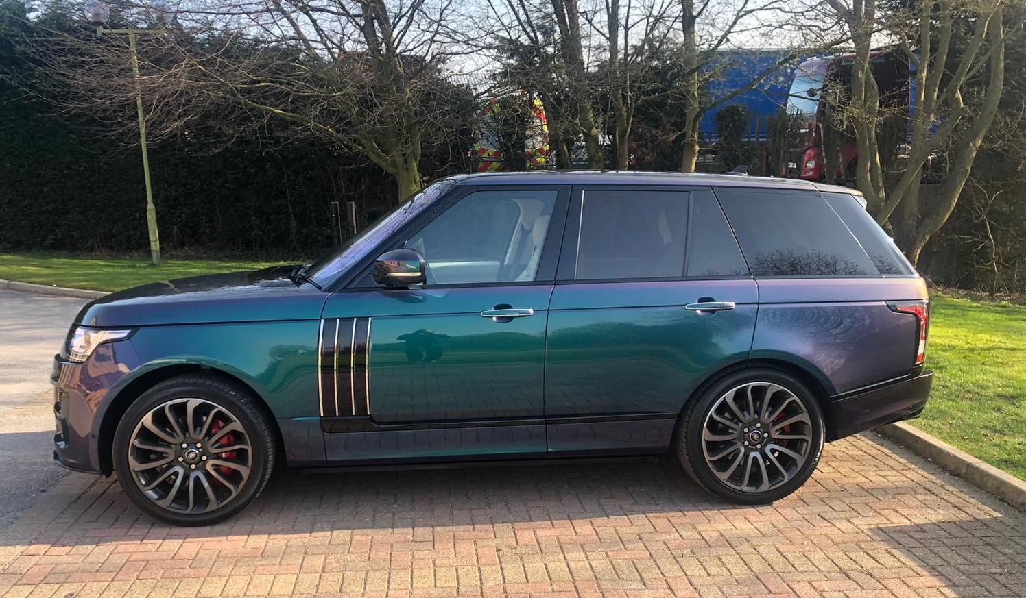 image of an SVR Ranger Rover Vogue