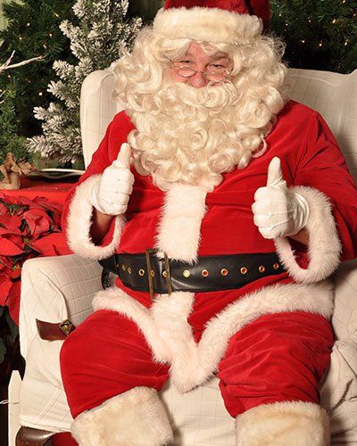 Santa Clause giving thumbs up