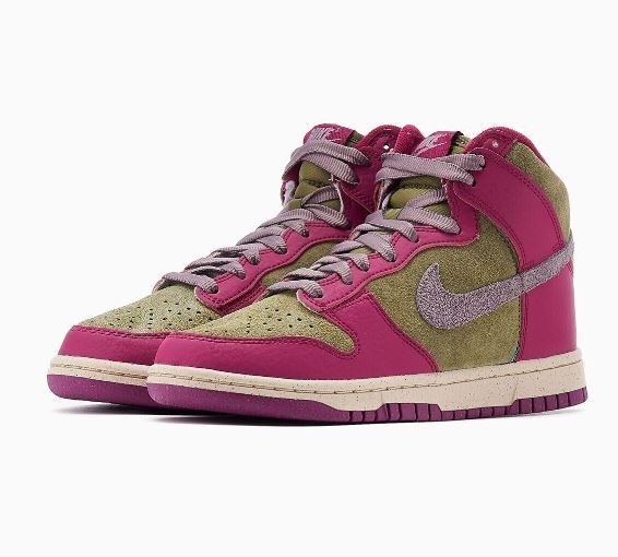 jordan dunk high dynamic berry 