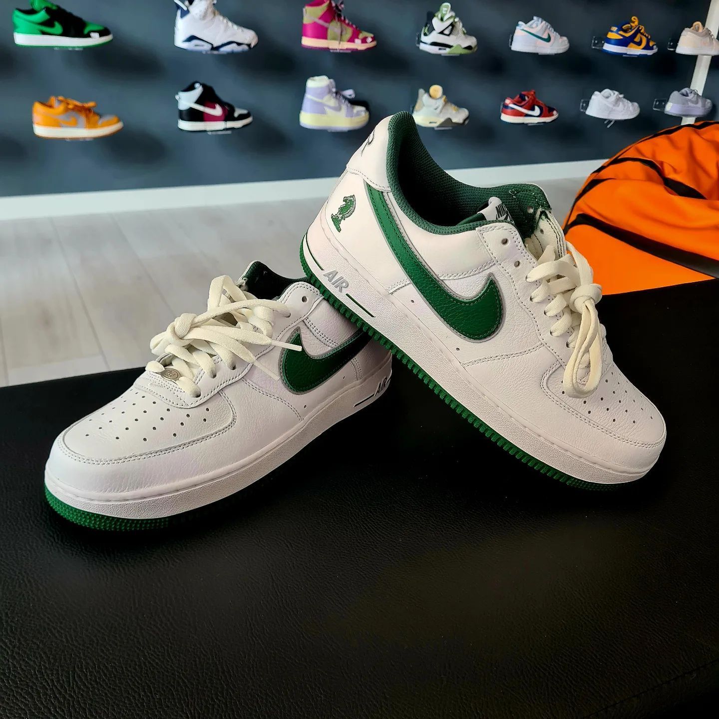 nike verdi e bianche a novara