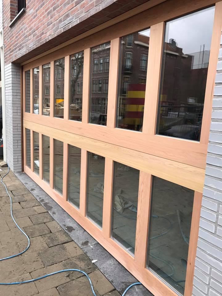 Glaszetter in de buurt