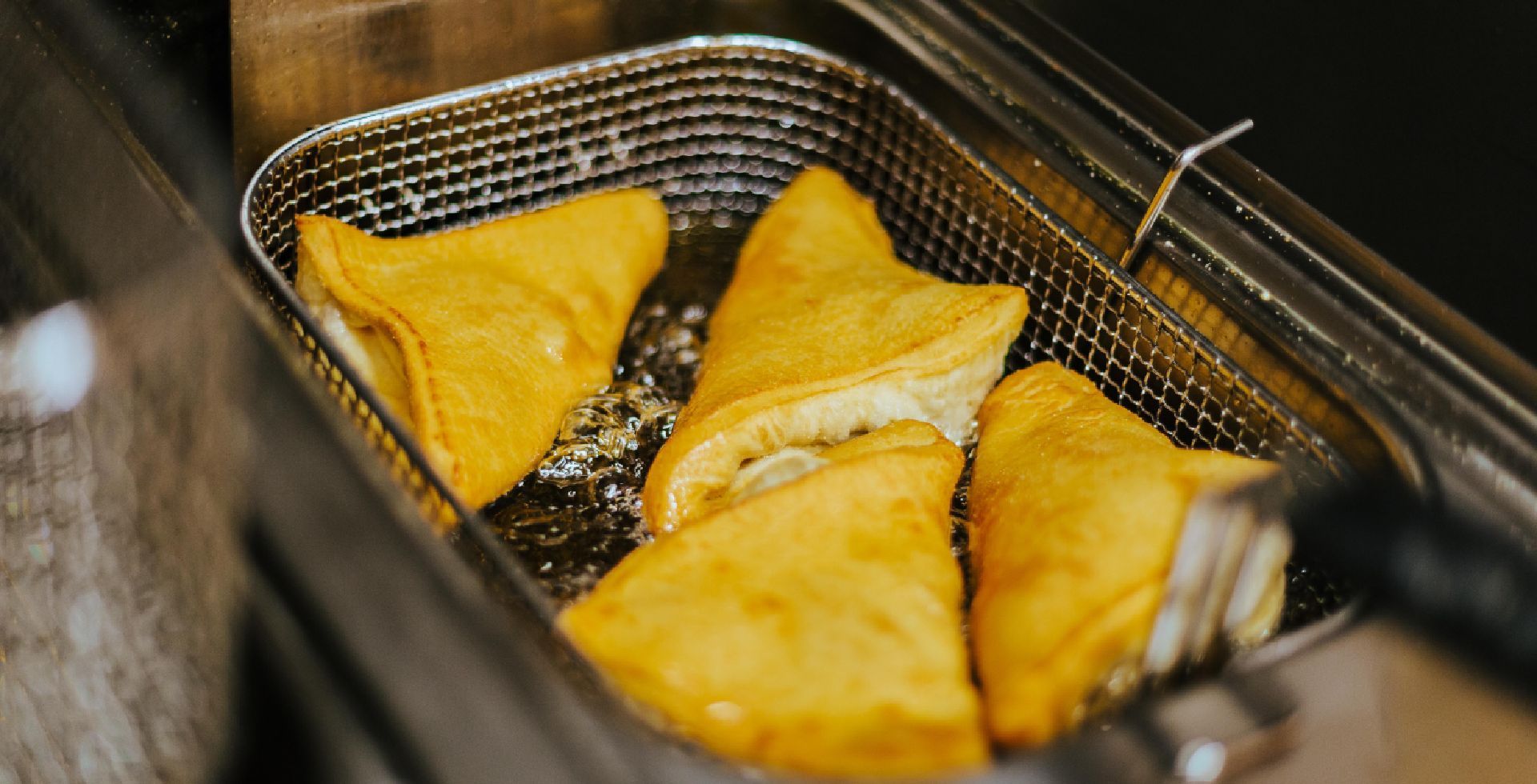 crescentine 2.0 di Indegno fritte nell'olio di semi di girasole alto oleico