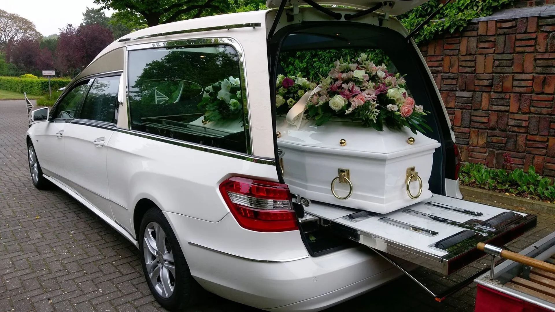 Staatsie auto  voor een uitvaart