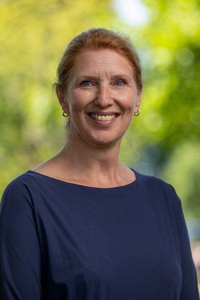 Uitvaartverzorger Erika van Roon