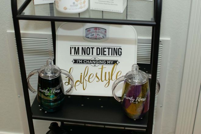 a shelf with a sign that says i 'm not dieting