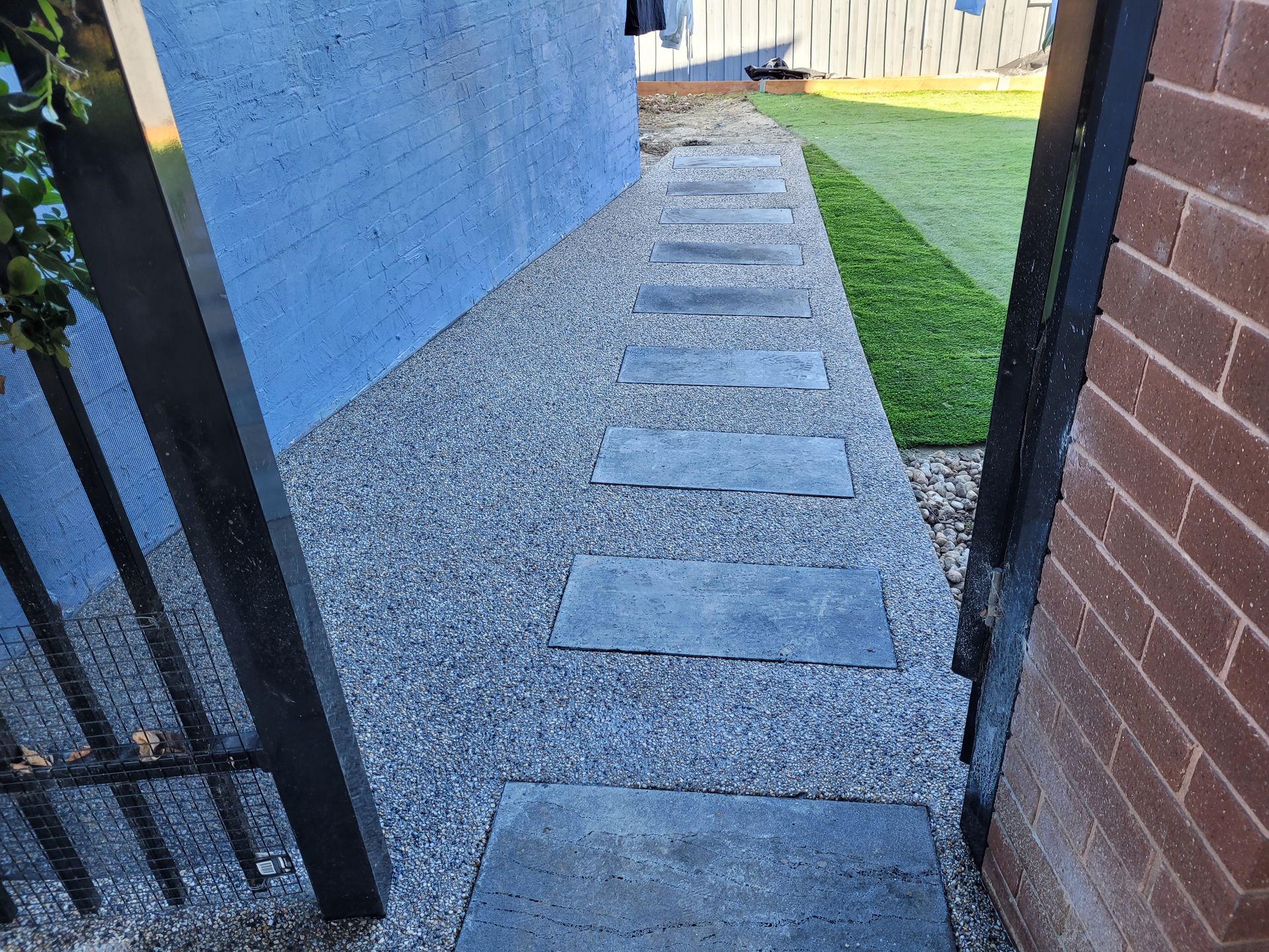 Concrete Walkway - Melbourne, VIC - Salcon Paving