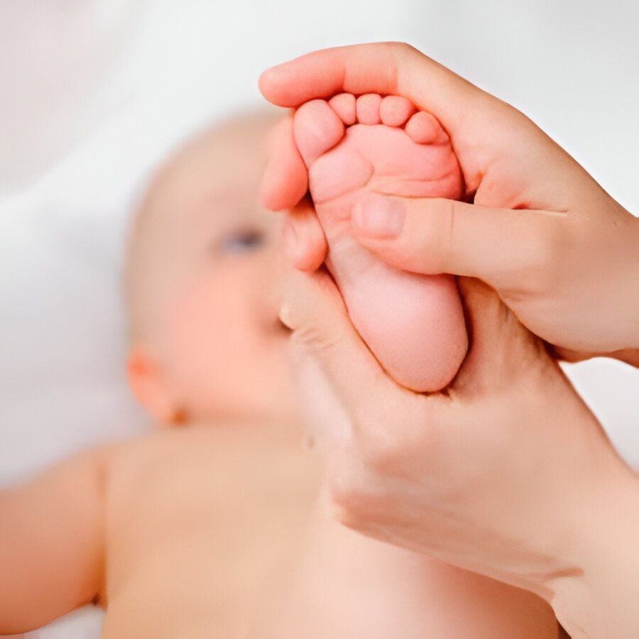 DR. GILBERTO VELA RODRÍGUEZ - ORTOPEDISTA DE NIÑOS