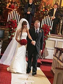 Welcoming the bride and groom in their venue