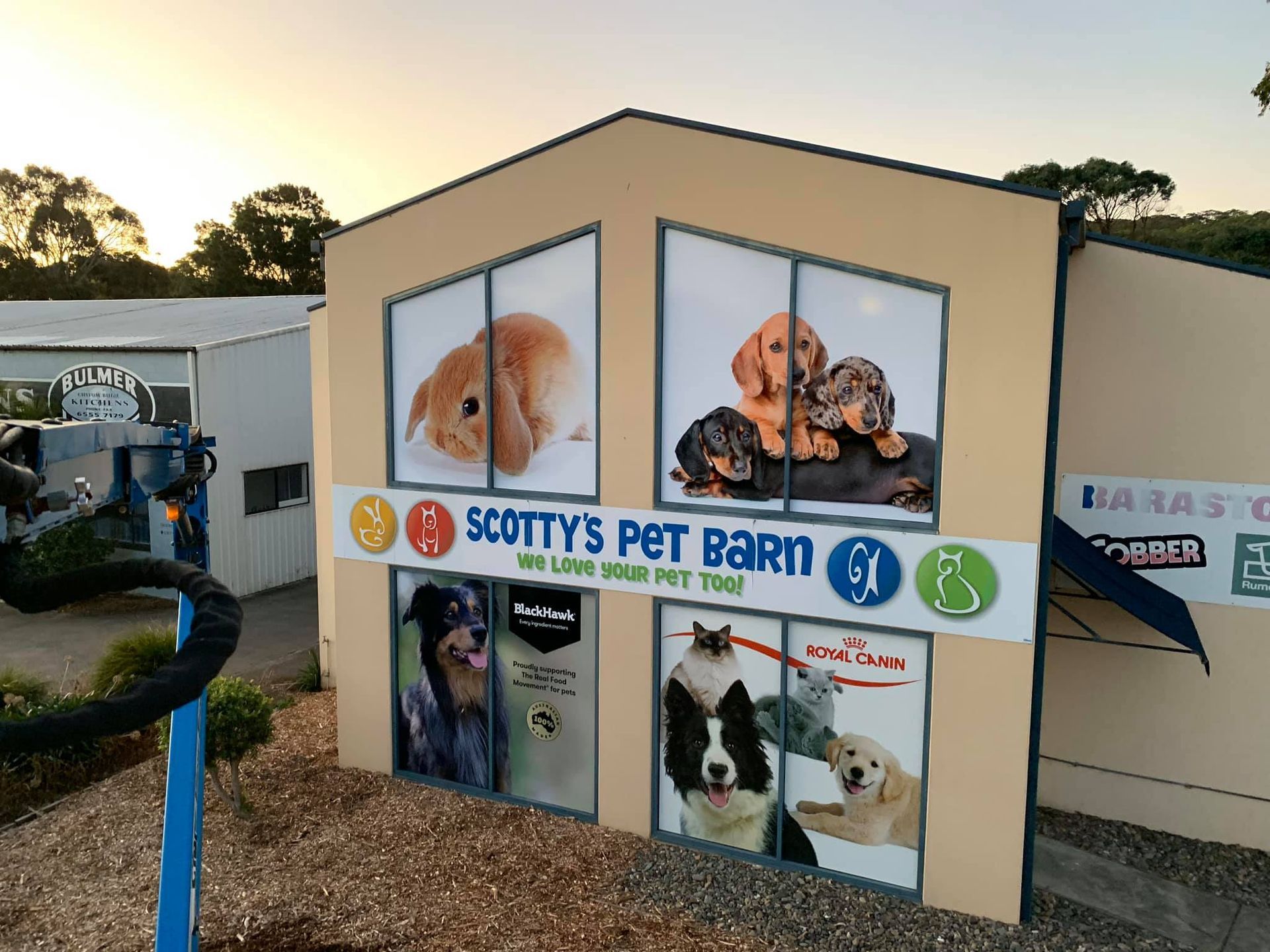 Scotty 's pet barn is a pet store located in a small town.