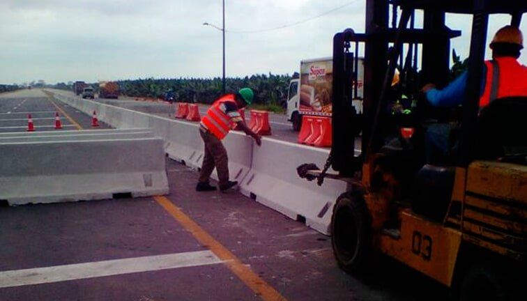 FÁBRICA LIZARDO GODOY S.A. - Separadores de Vías New Yersey