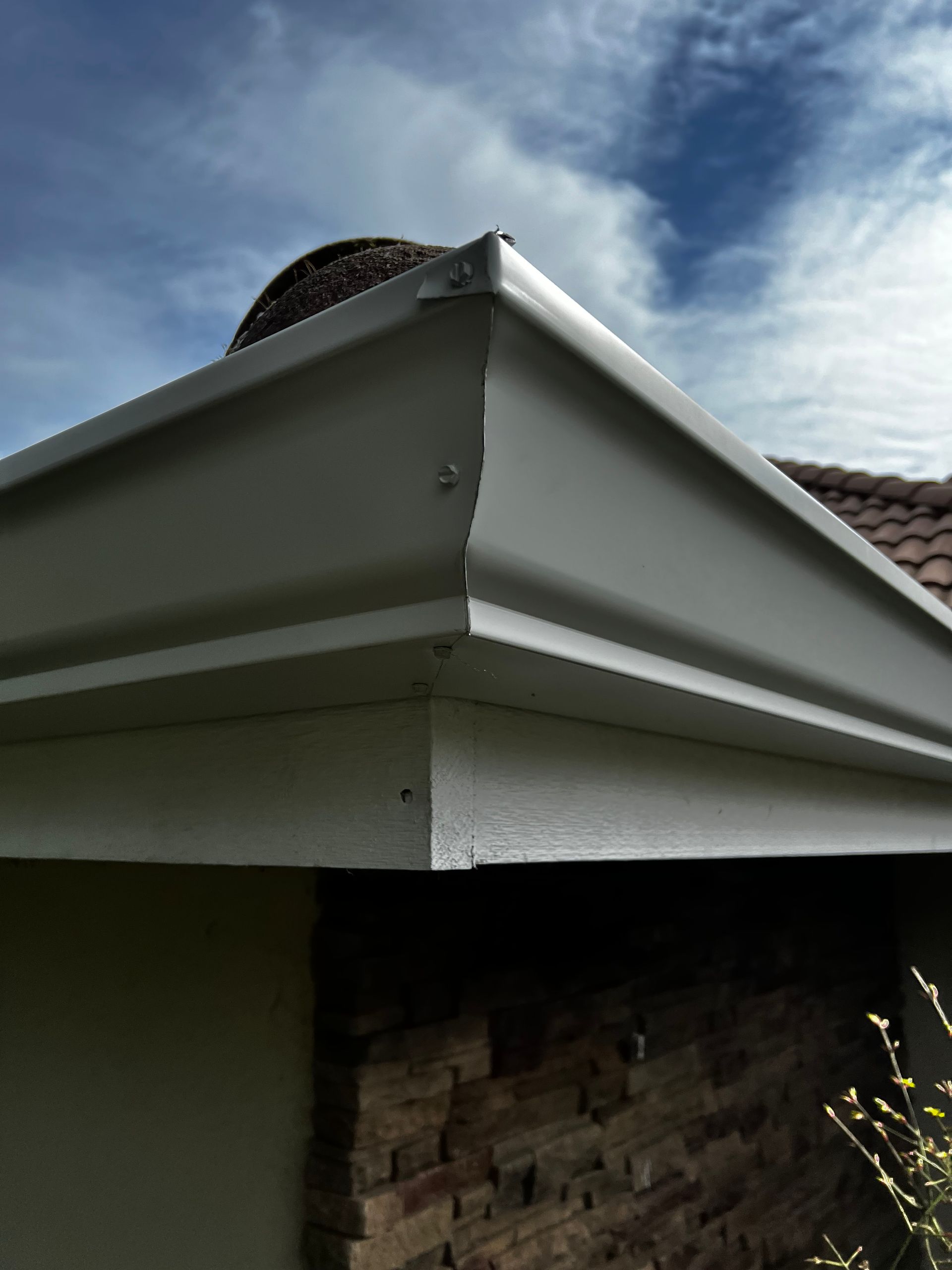 seamless gutters and seamless rain gutters near me in missoula montana, installed by gutter professionals