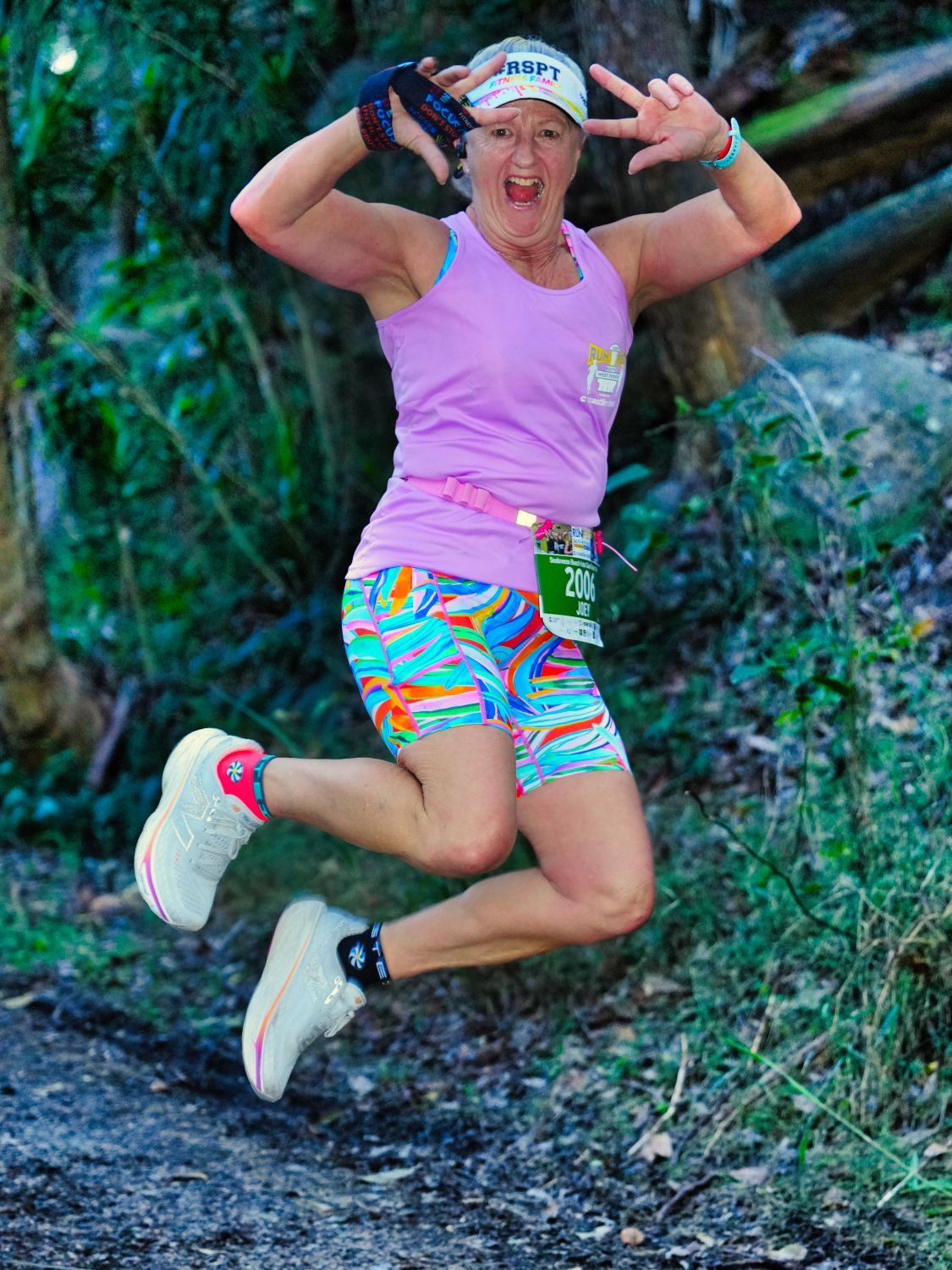 A man is running with Eire Shirt With Number 1166 — Run Fest in South West Rocks, NSW