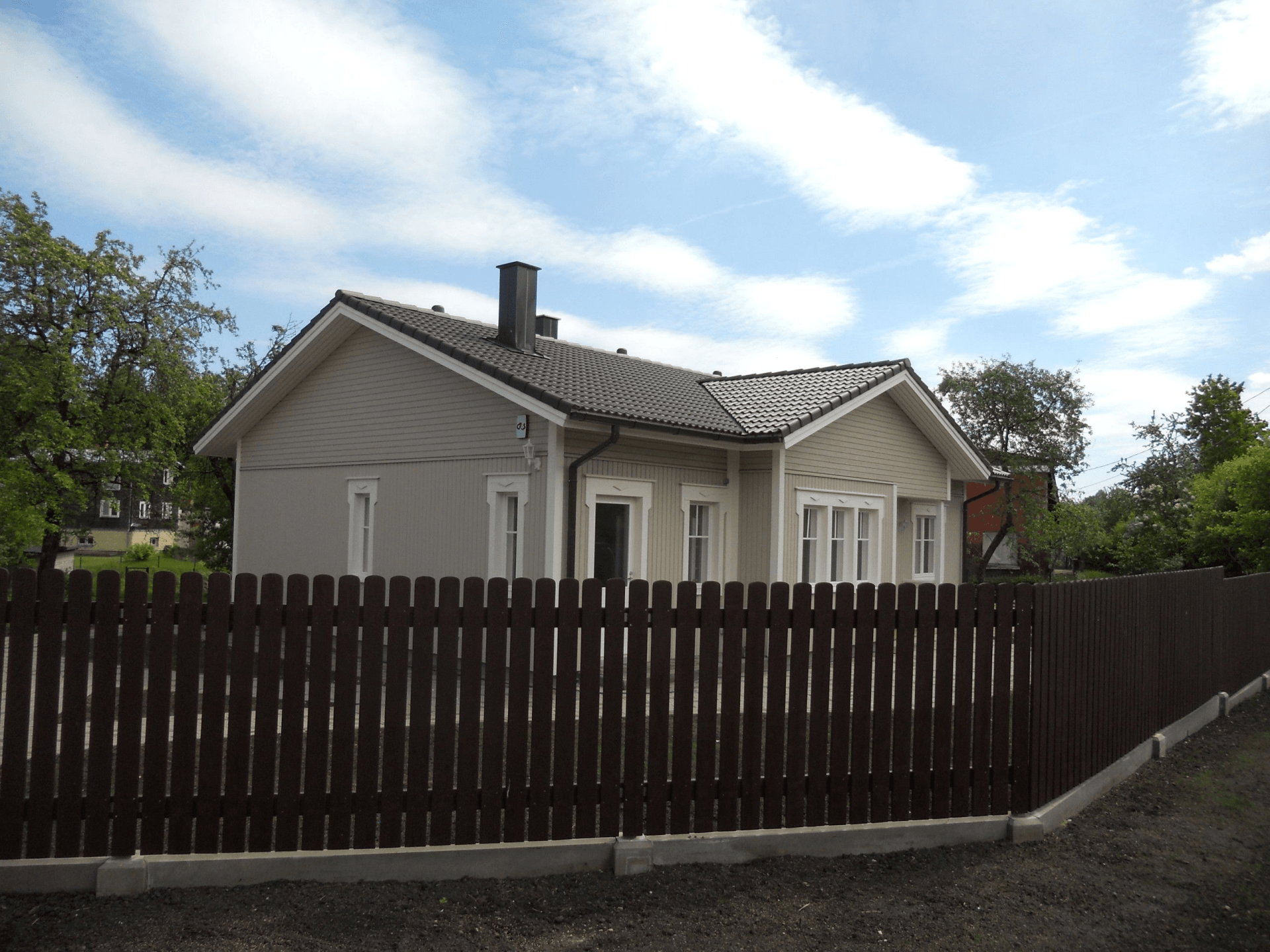 antenas, signāllampiņas, automātiskā piedziņa sekcijveida vārtiem