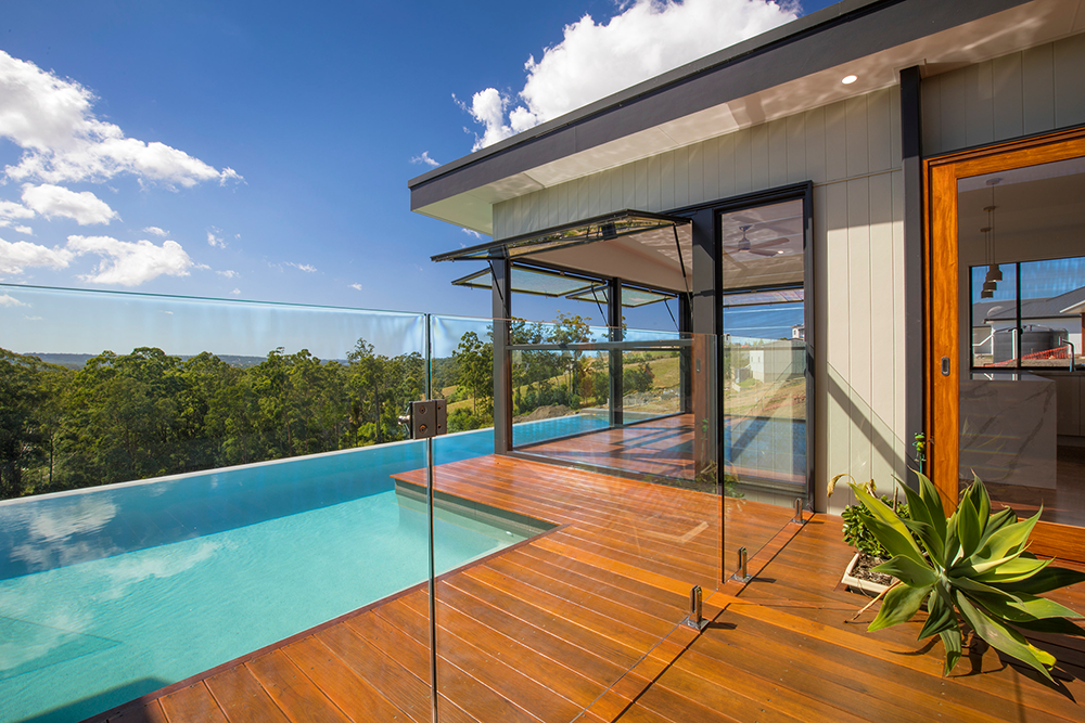 Frameless Pool Fencing