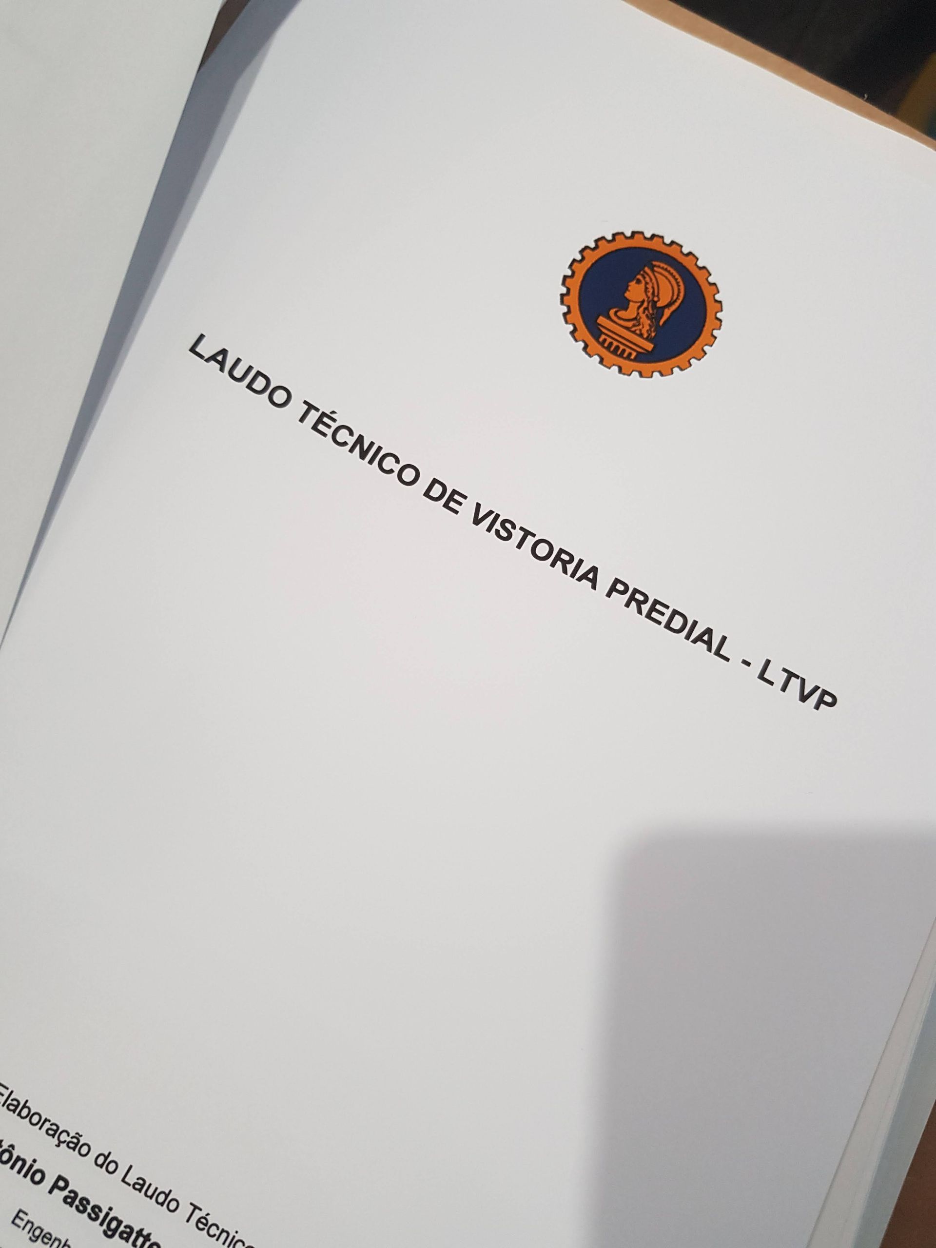 Cover of a technical report in Portuguese titled 