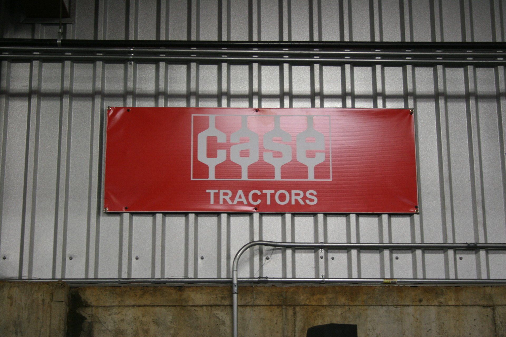 case tractors banner