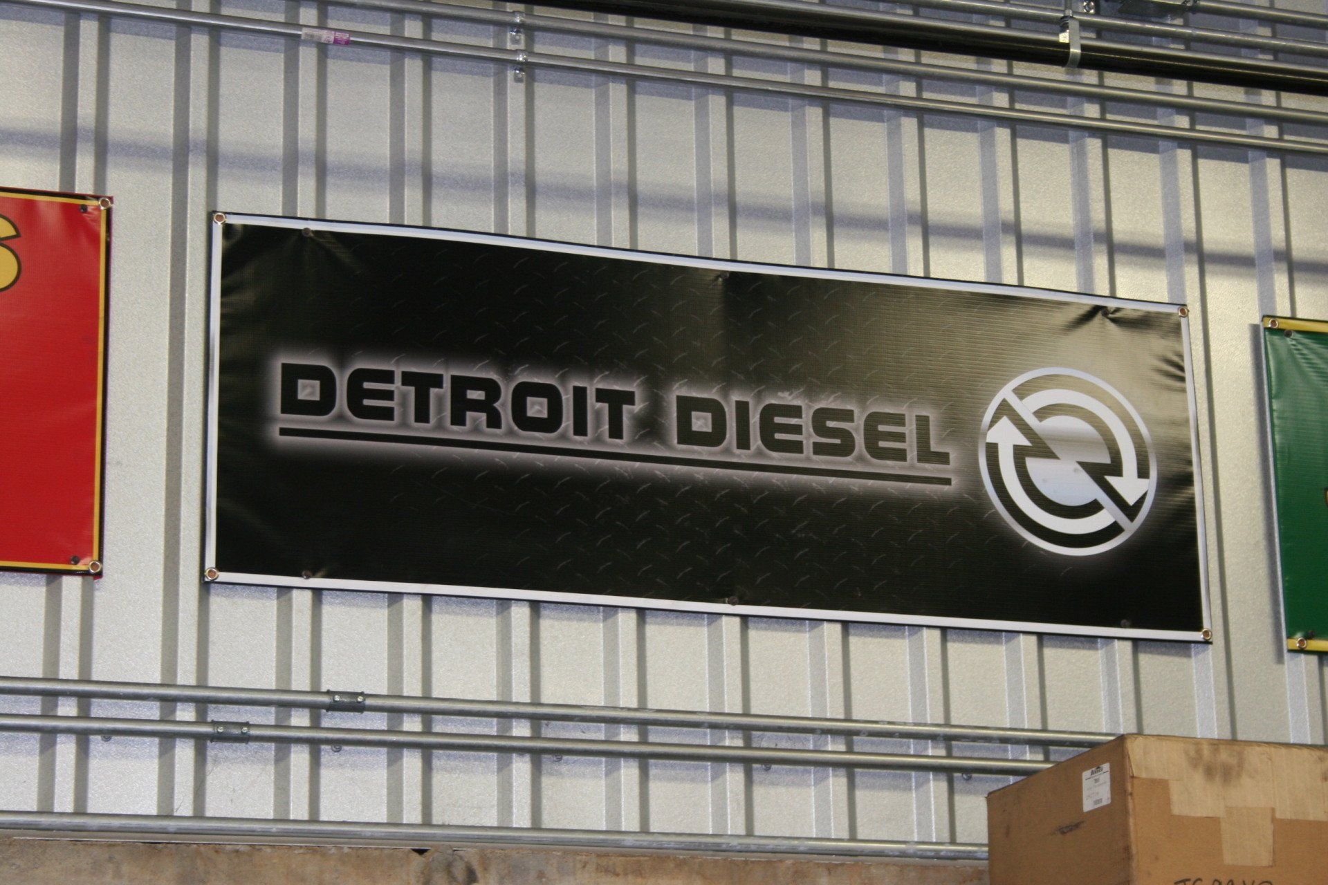 detroit diesel banner