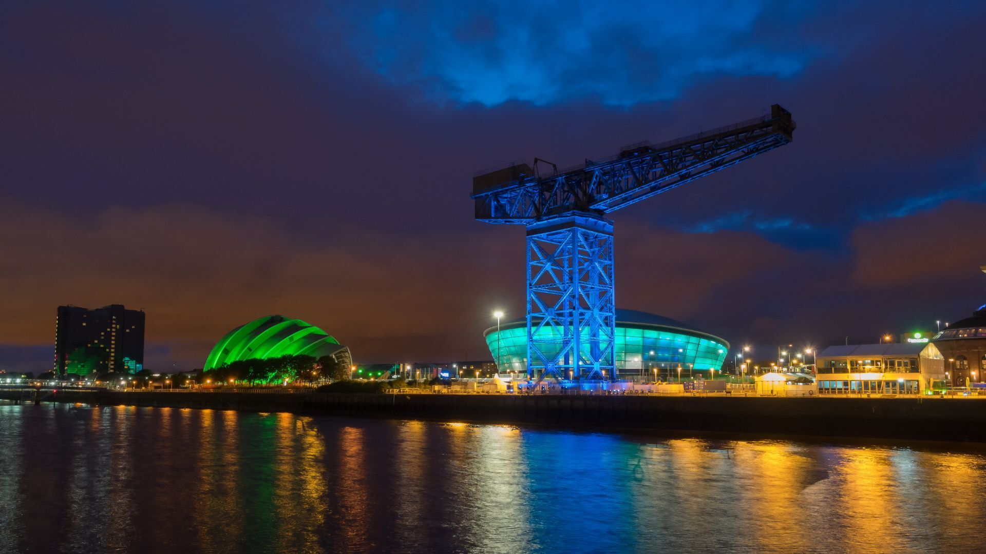 Glasgow city night - hydro and finneston crane