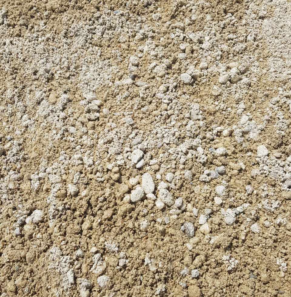 cantiere di estrazione di materiali per l'edilizia