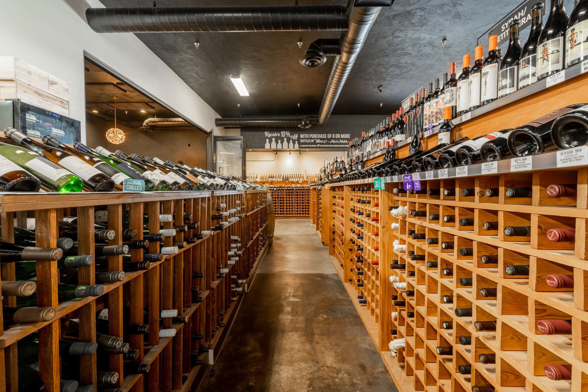 Shop Value and Fine Wine at Park Plaza Liquor. We Deliver & Ship in AZ